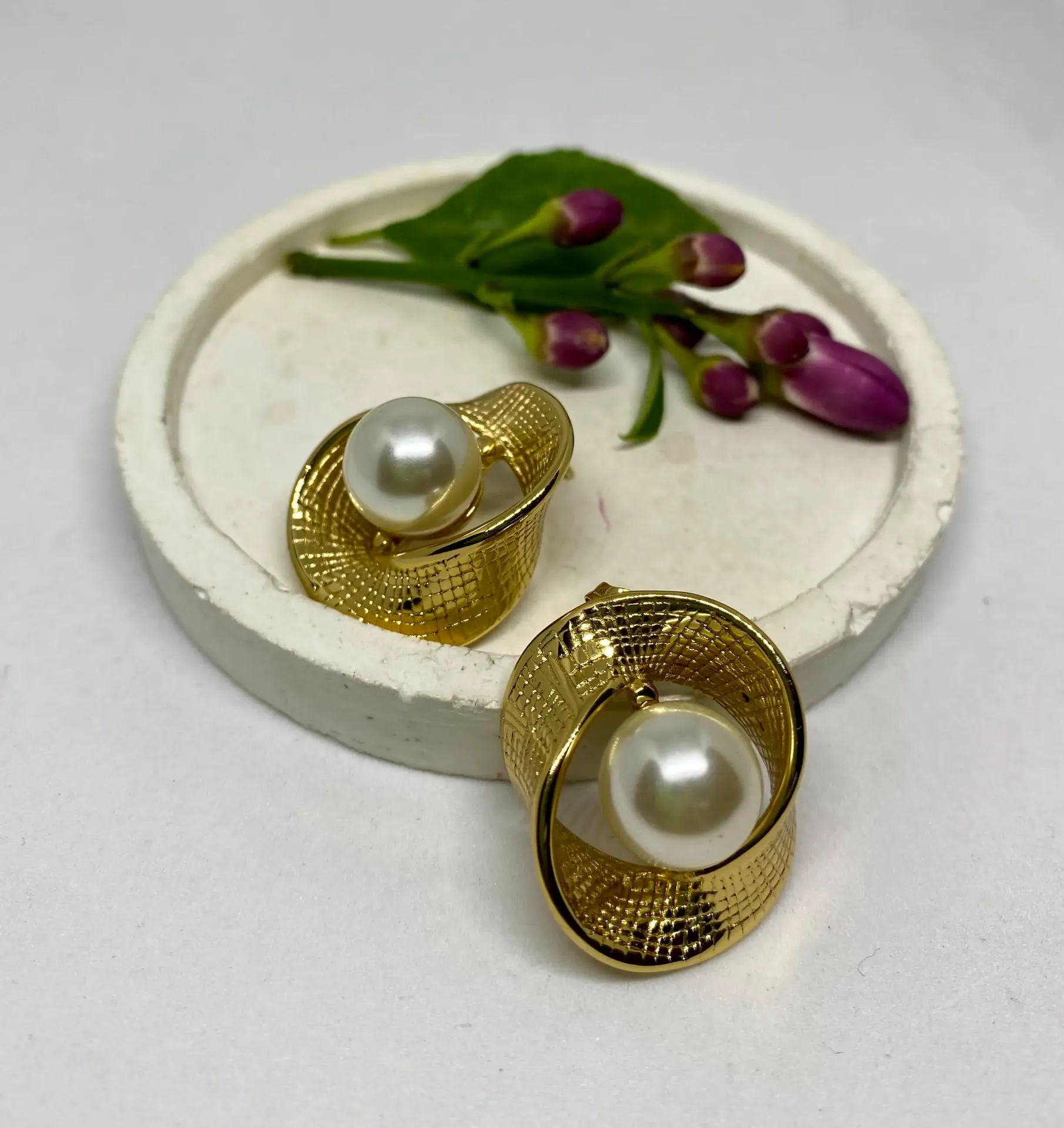 [A1153] ARETES PERLA